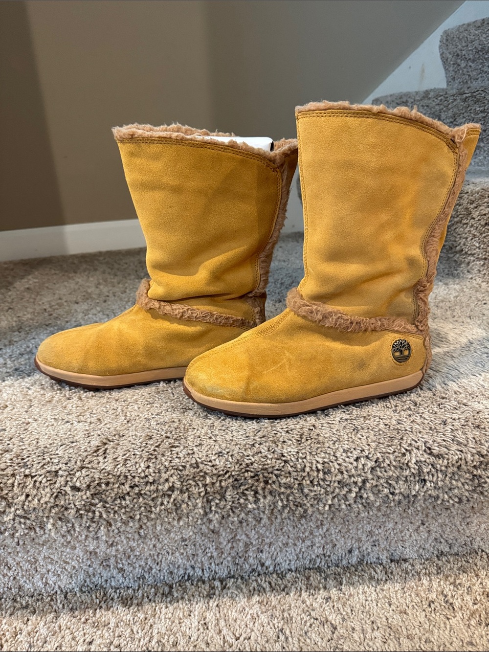EUC Timberland Mukluk Fur-Lined Boots size 9W - Picture 2 of 9